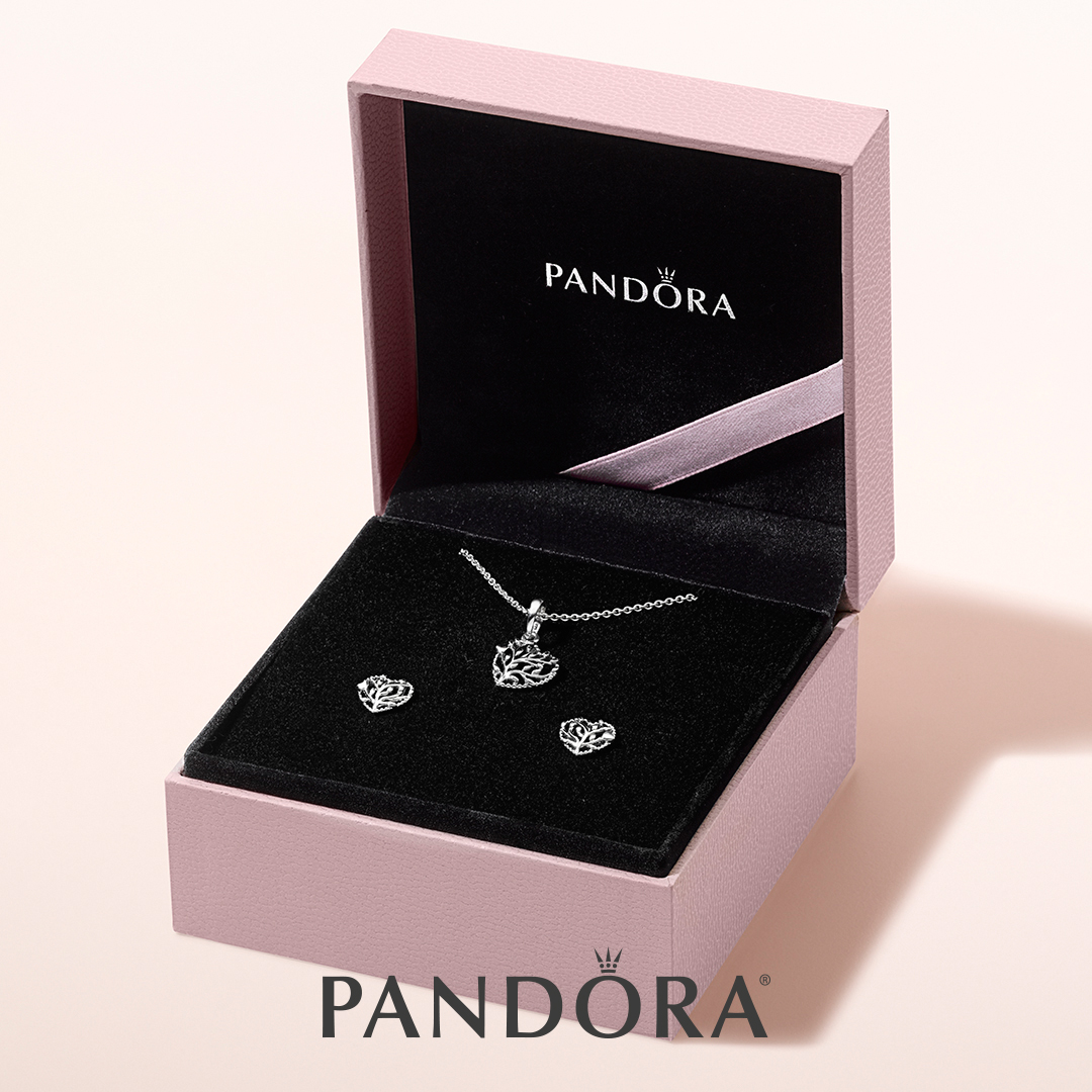Mother's Day Gift Sets available at PANDORA! Holyoke Mall