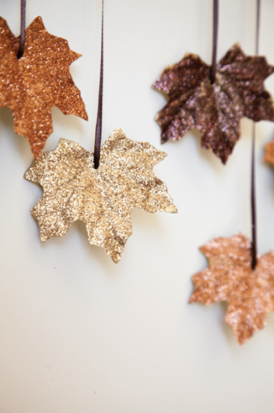 DIY Falling Leaves Garland 