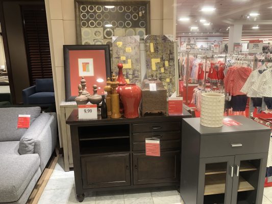 MACY’S FURNITURE CLEARANCE SALE - Holyoke Mall