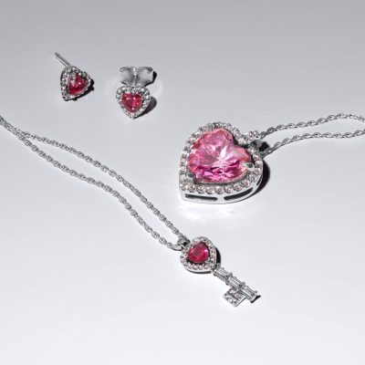 Pandora Campaign 201 25 off with purchase with 125 spend! EN Image Set 1 1280x1280